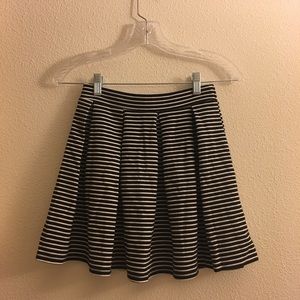 [American Eagle] Striped Skater Skirt